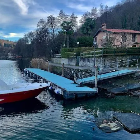 Villa Giardino Con Pontile Sul Lago D'orta In Riva Orta San Giulio
